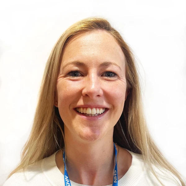 Dr Elizabeth Parsons
